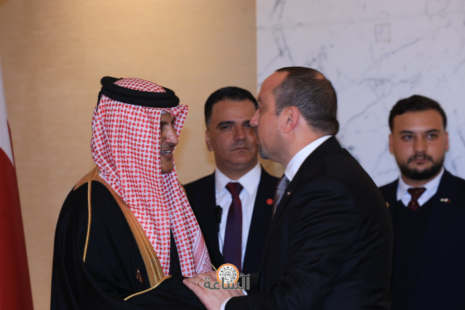 Madar Al-Saa Images 0.6696000037048314