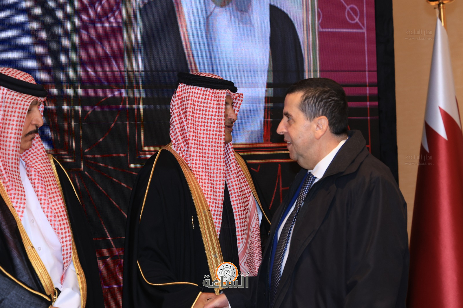 Madar Al-Saa Images 0.21920645011983297