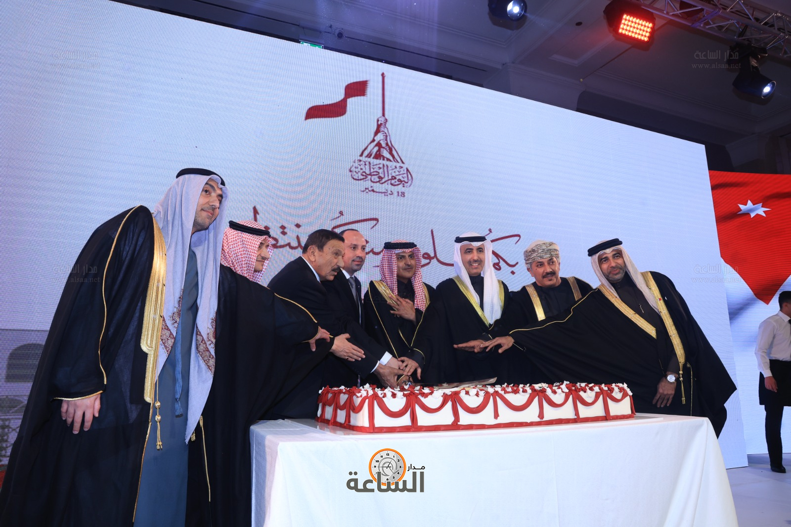 Madar Al-Saa Images 0.25304565455684724