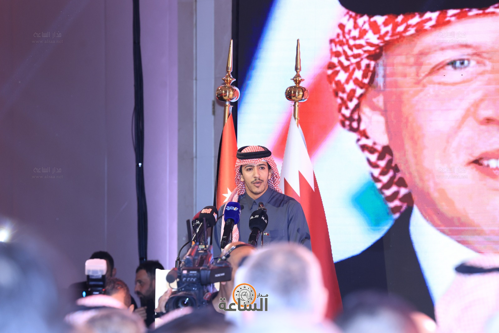 Madar Al-Saa Images 0.43439715983889504