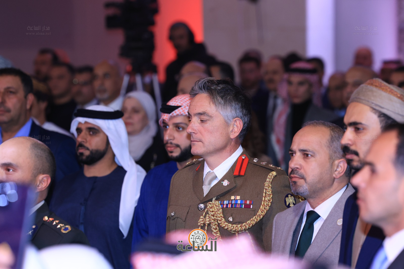 Madar Al-Saa Images 0.8905480018864741