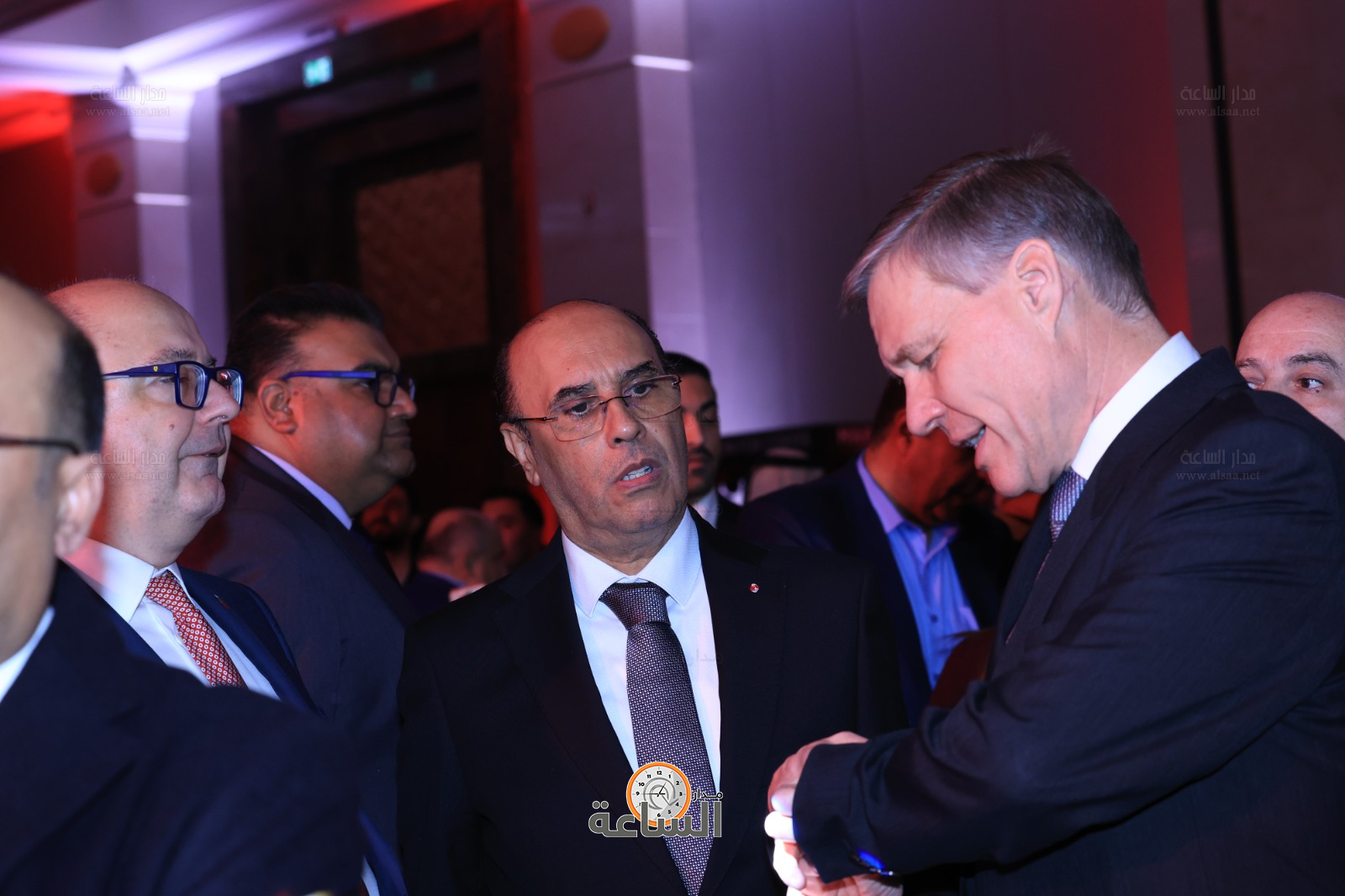 Madar Al-Saa Images 0.22339801035238716