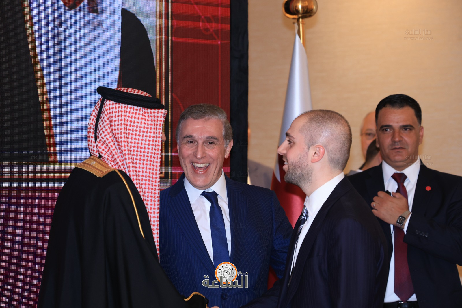 Madar Al-Saa Images 0.3232828741862016