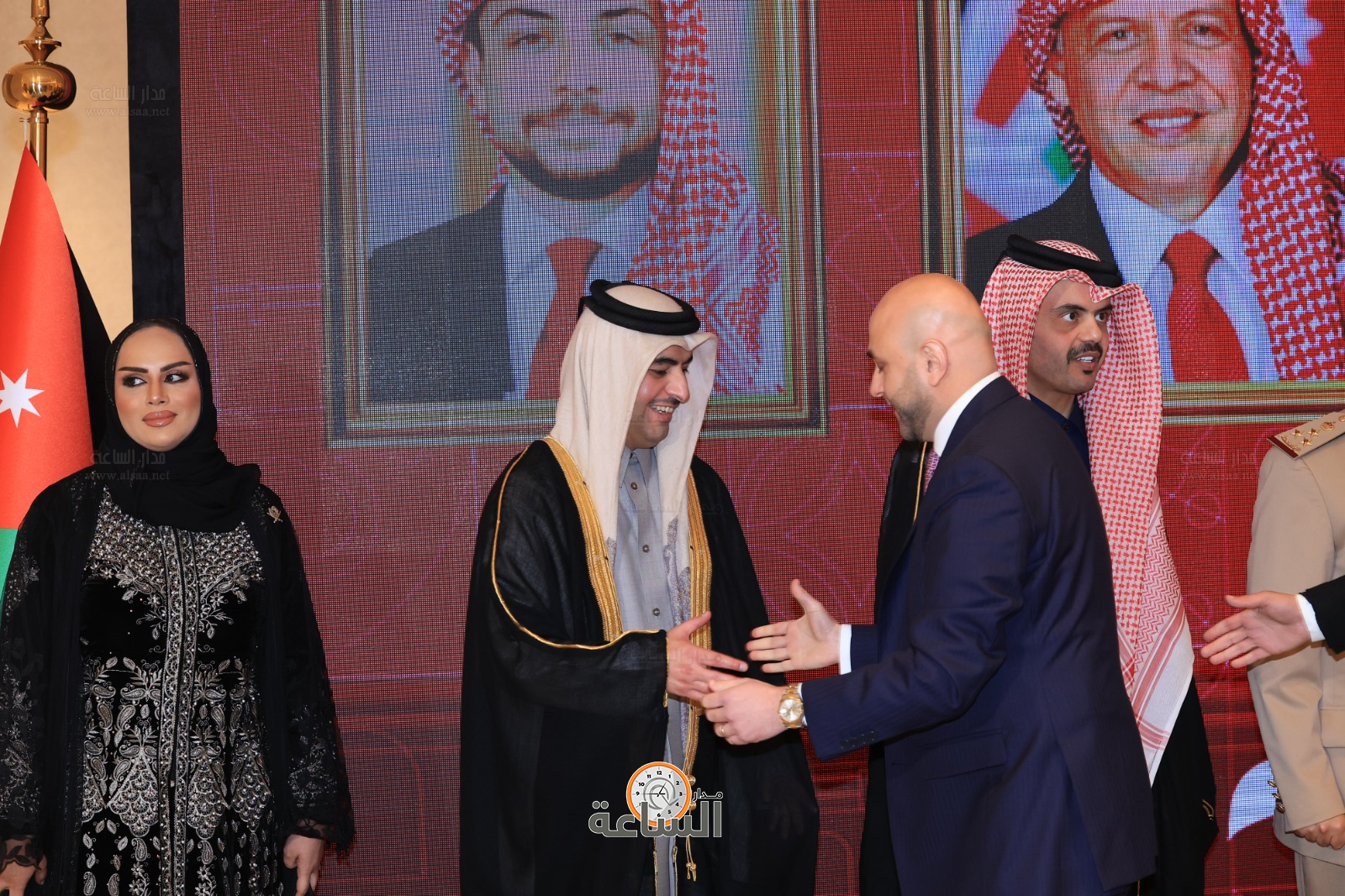 Madar Al-Saa Images 0.4645802852938452