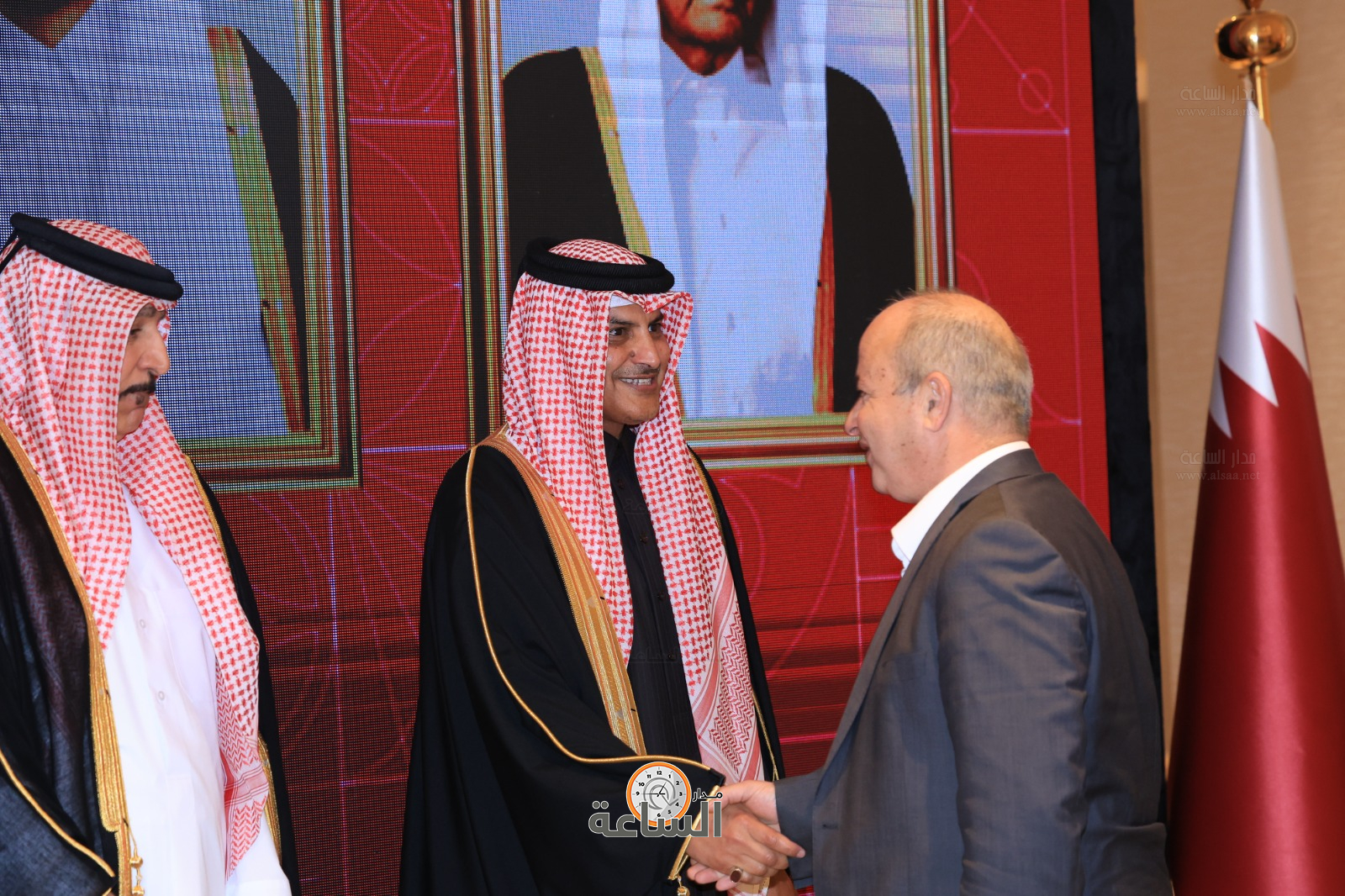 Madar Al-Saa Images 0.3017327787181665