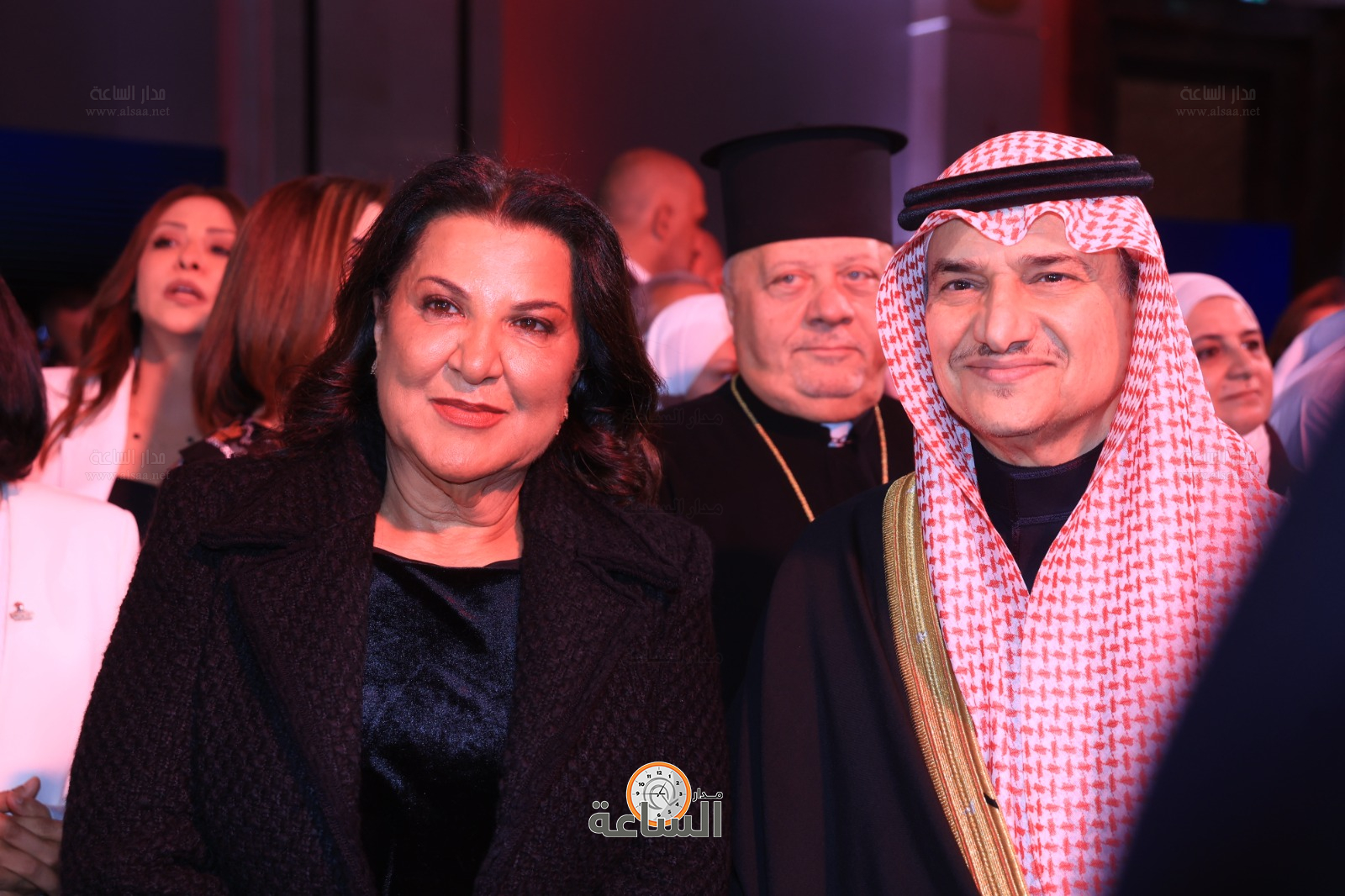 Madar Al-Saa Images 0.17100507485859484