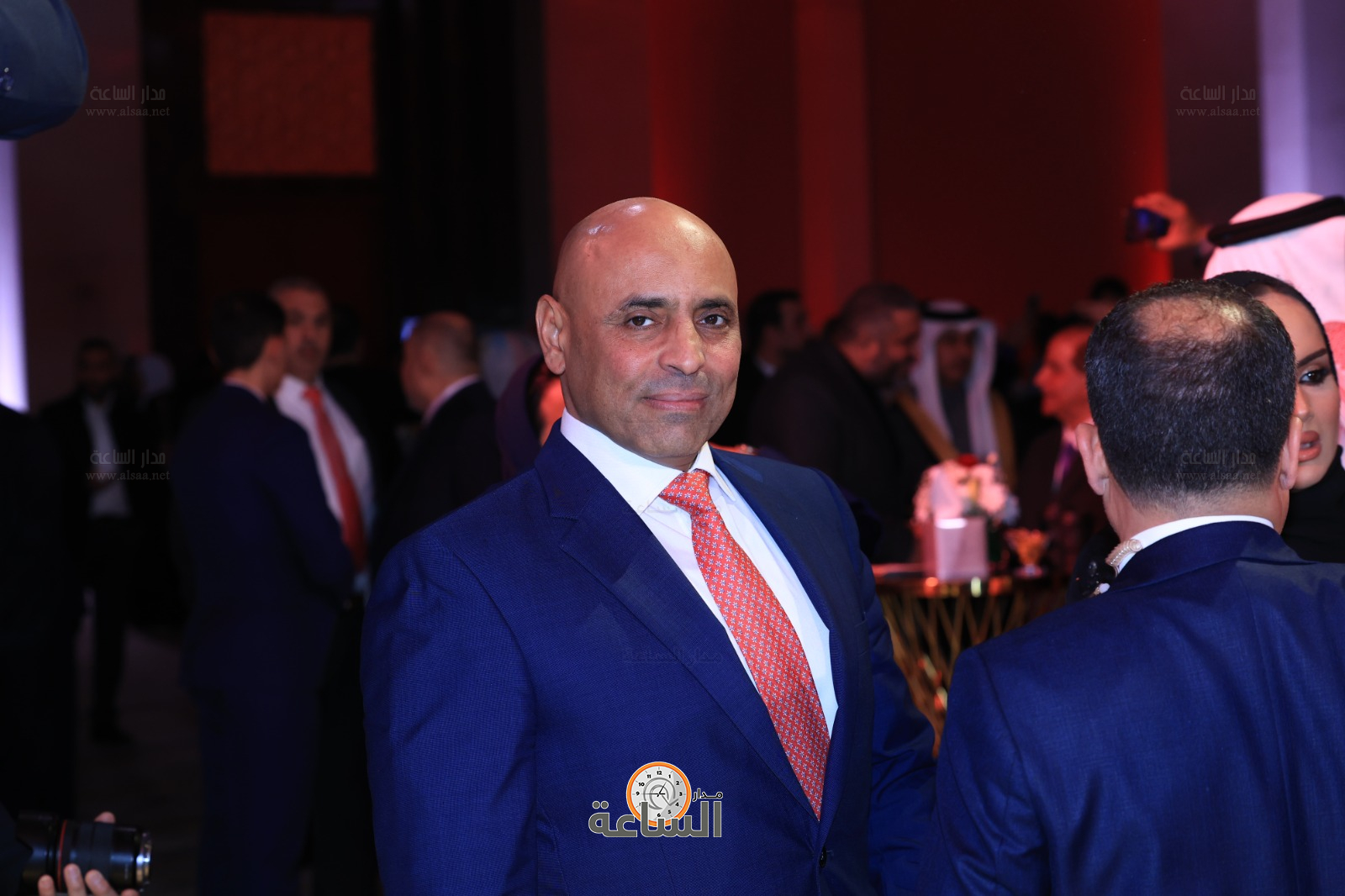 Madar Al-Saa Images 0.5454897000672162