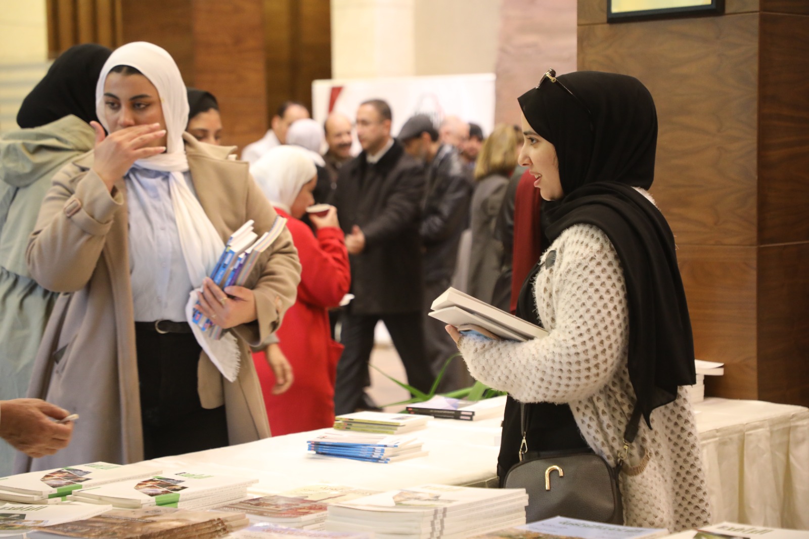 Madar Al-Saa Images 0.7107283690036209