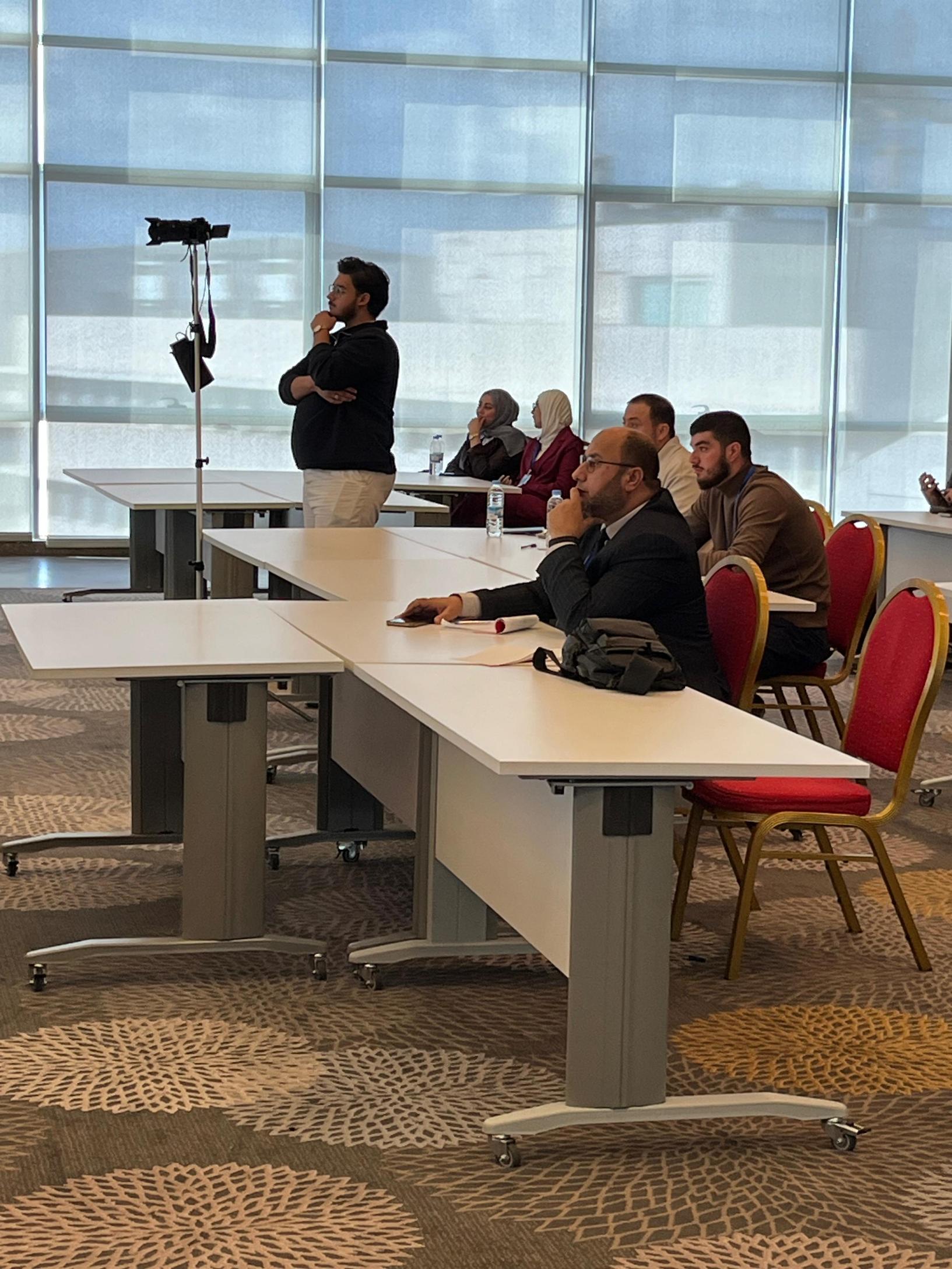 Madar Al-Saa Images 0.7509446409081434