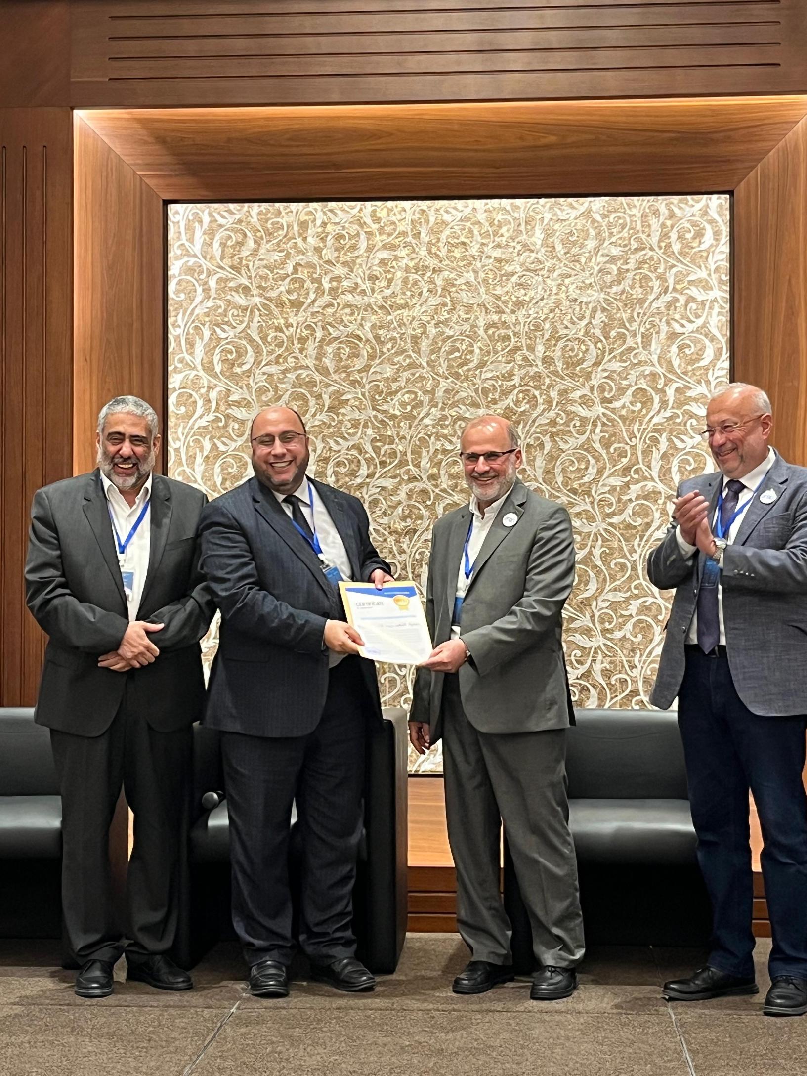 Madar Al-Saa Images 0.9510032712387627