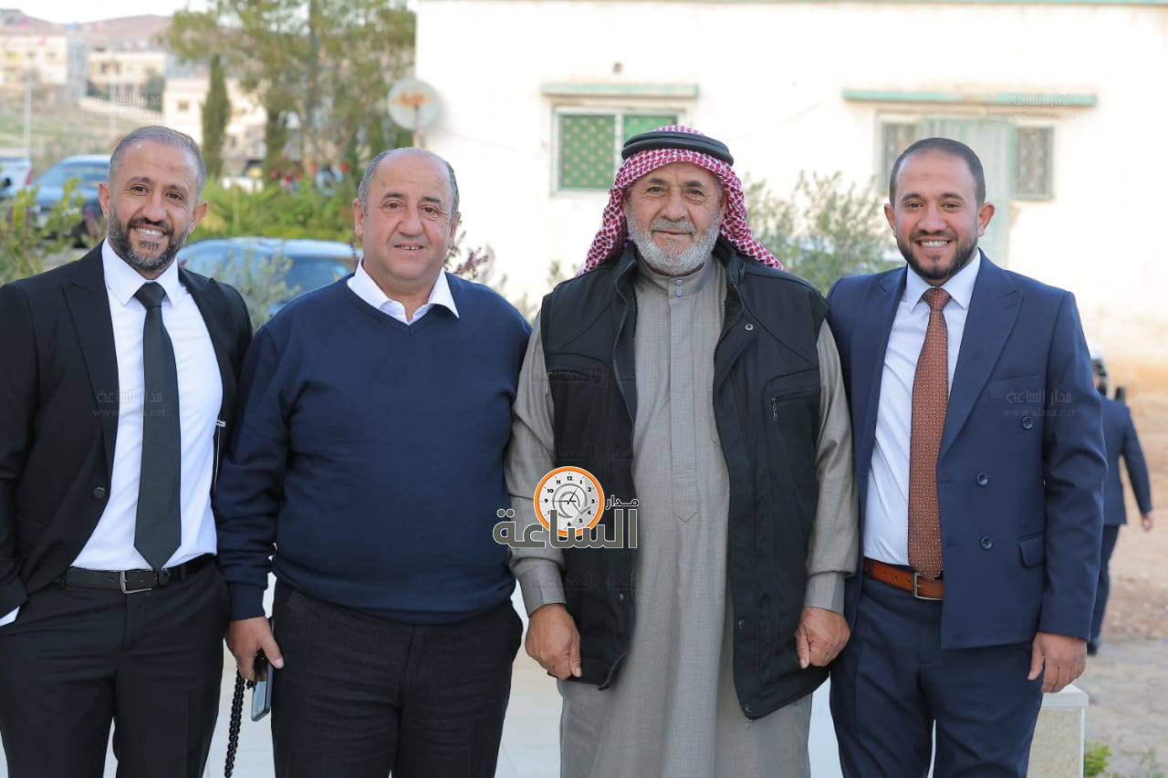 Madar Al-Saa Images 0.7785507110797582