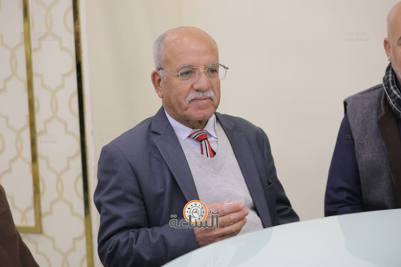 Madar Al-Saa Images 0.10005500531629818