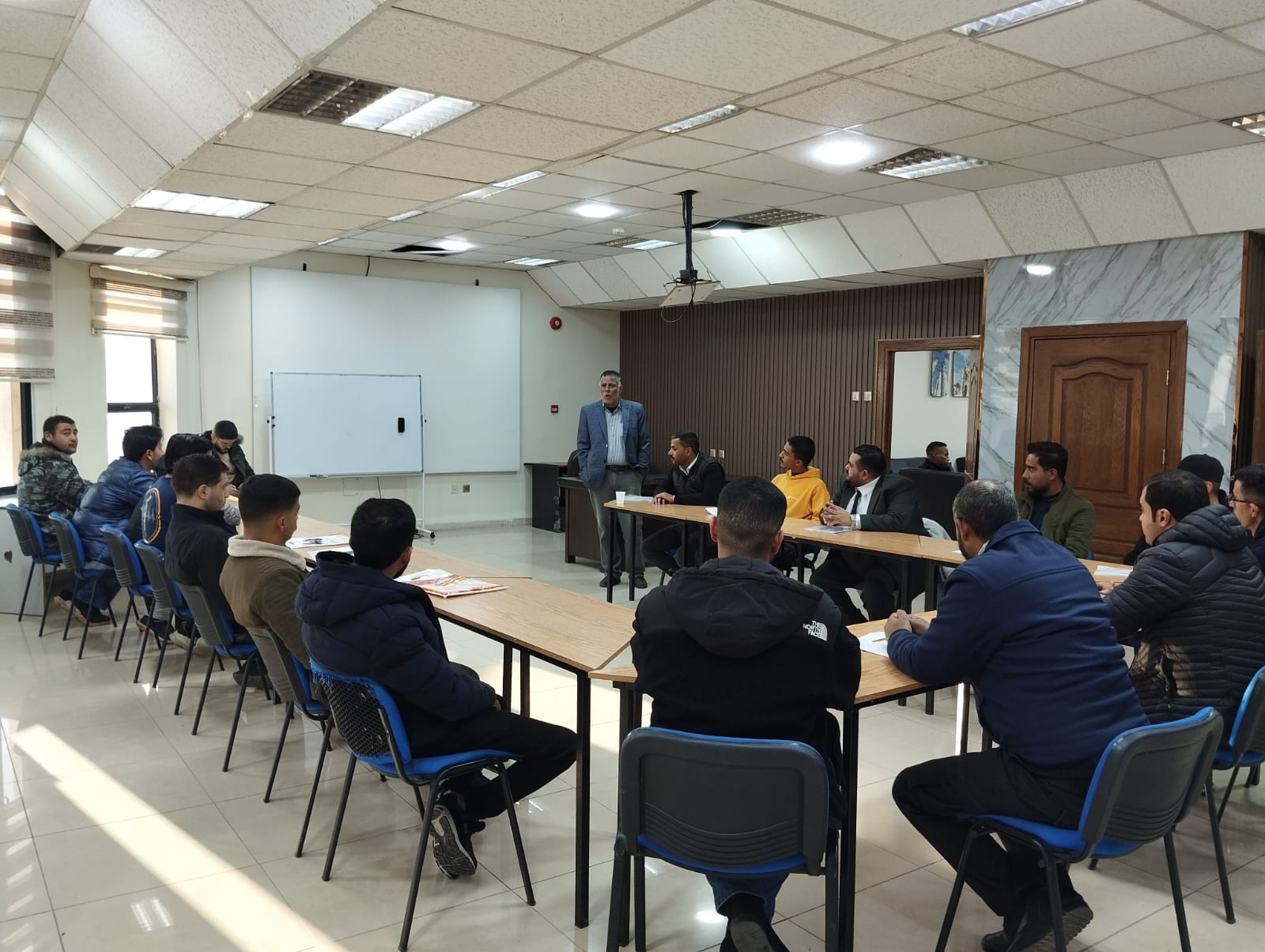 Madar Al-Saa Images 0.9200122187758363