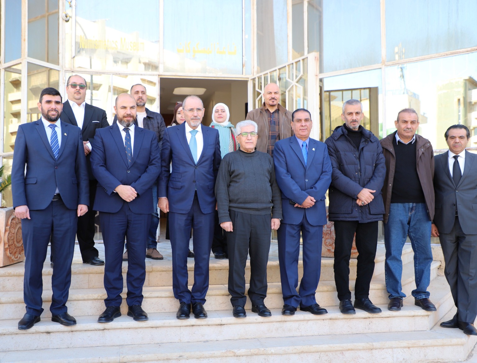 Madar Al-Saa Images 0.586484484655627