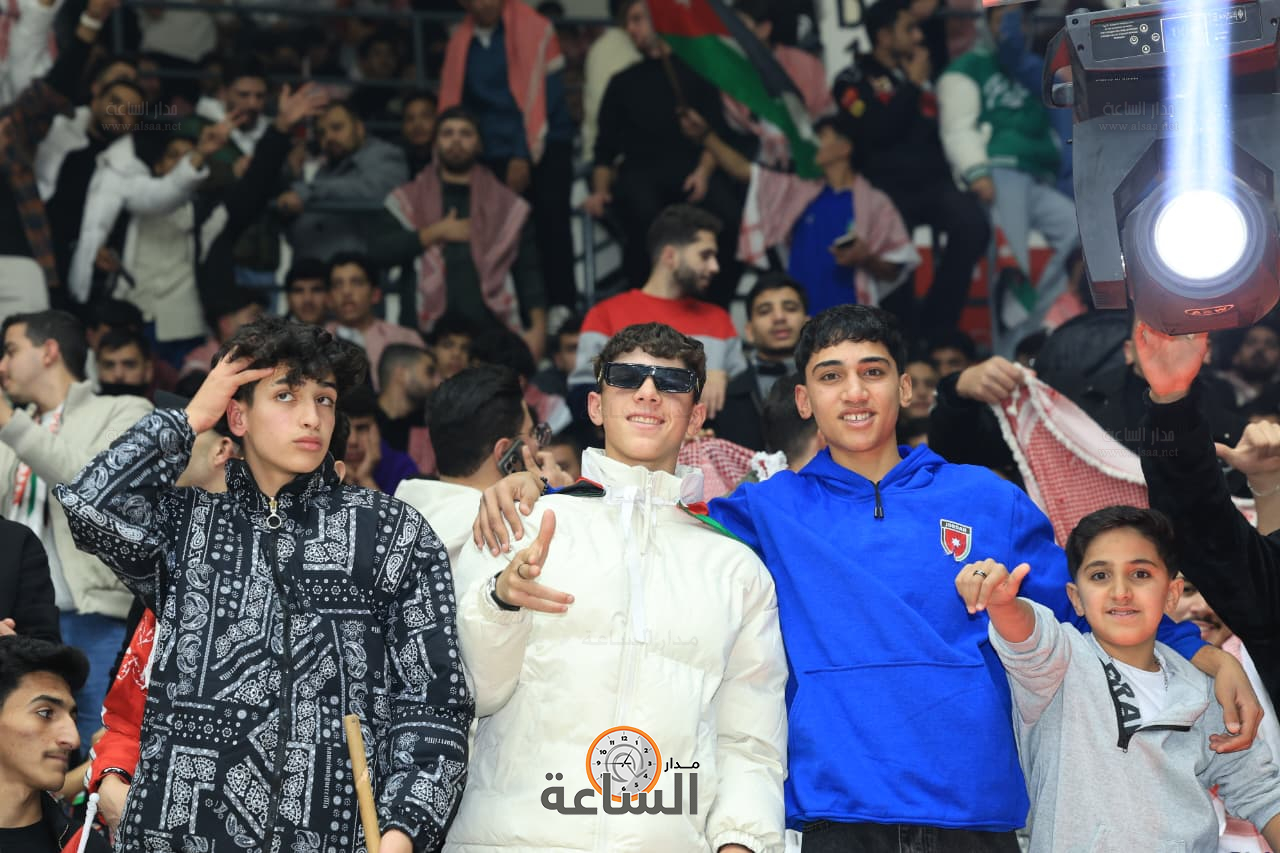 Madar Al-Saa Images 0.5324479420971997