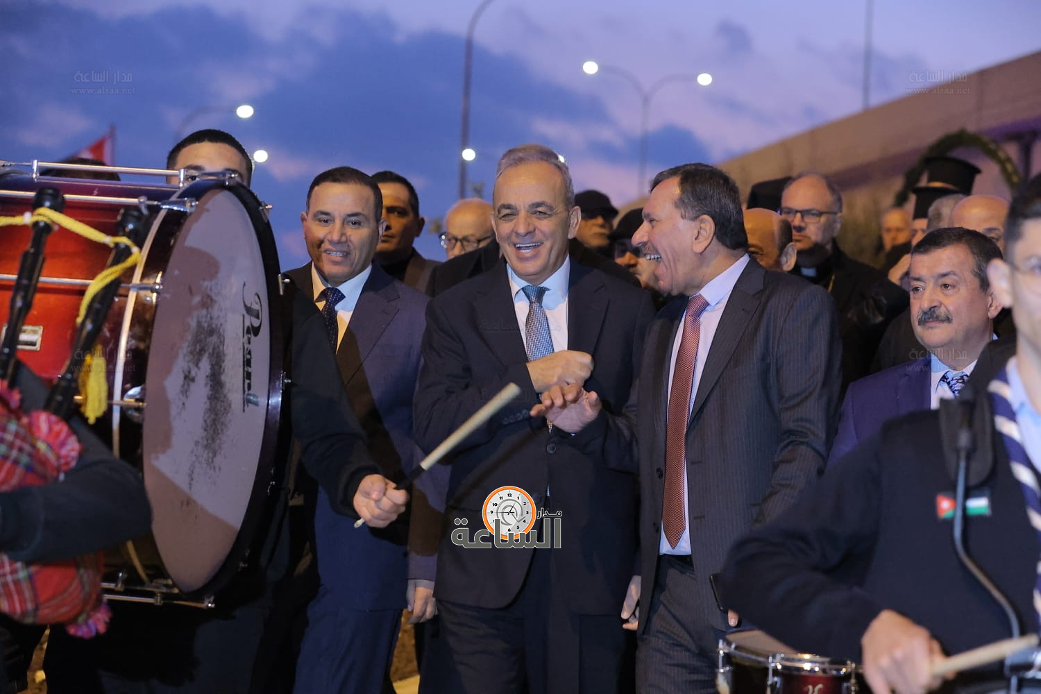 Madar Al-Saa Images 0.16586513221470822