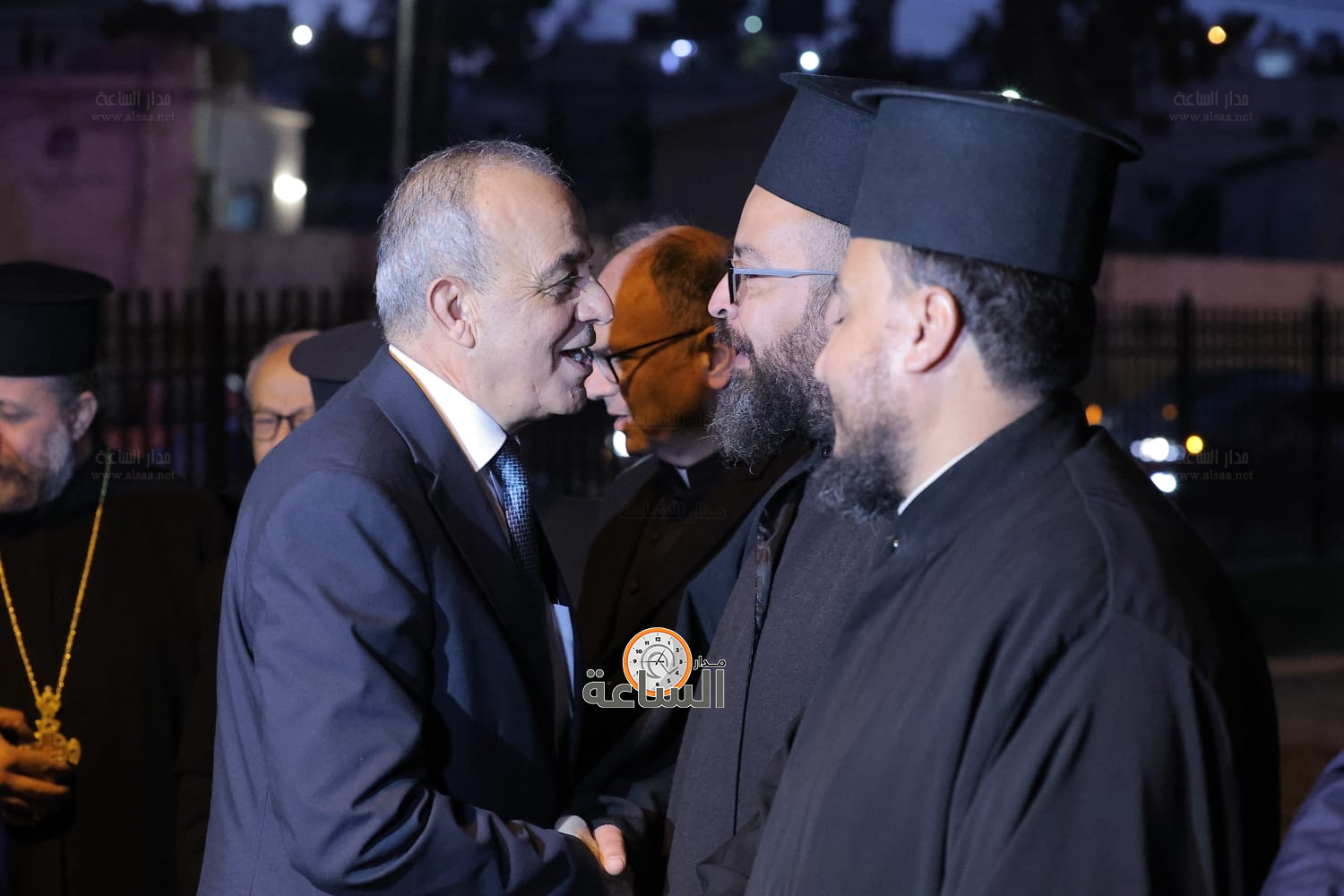 Madar Al-Saa Images 0.3238910657005719