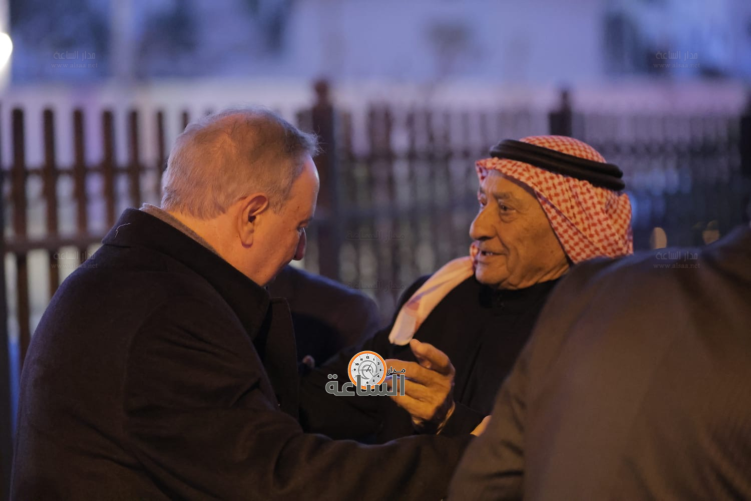 Madar Al-Saa Images 0.9174312704779763