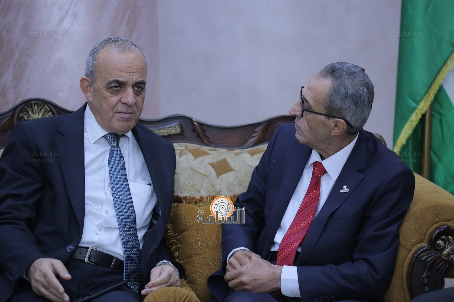 Madar Al-Saa Images 0.06303664735949899