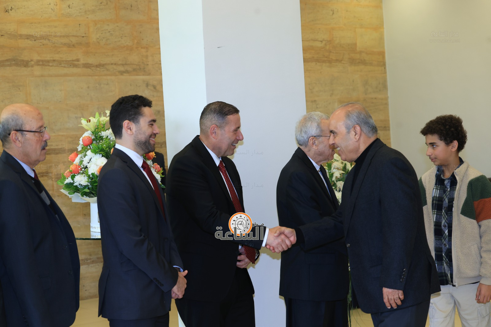 Madar Al-Saa Images 0.075100495312026