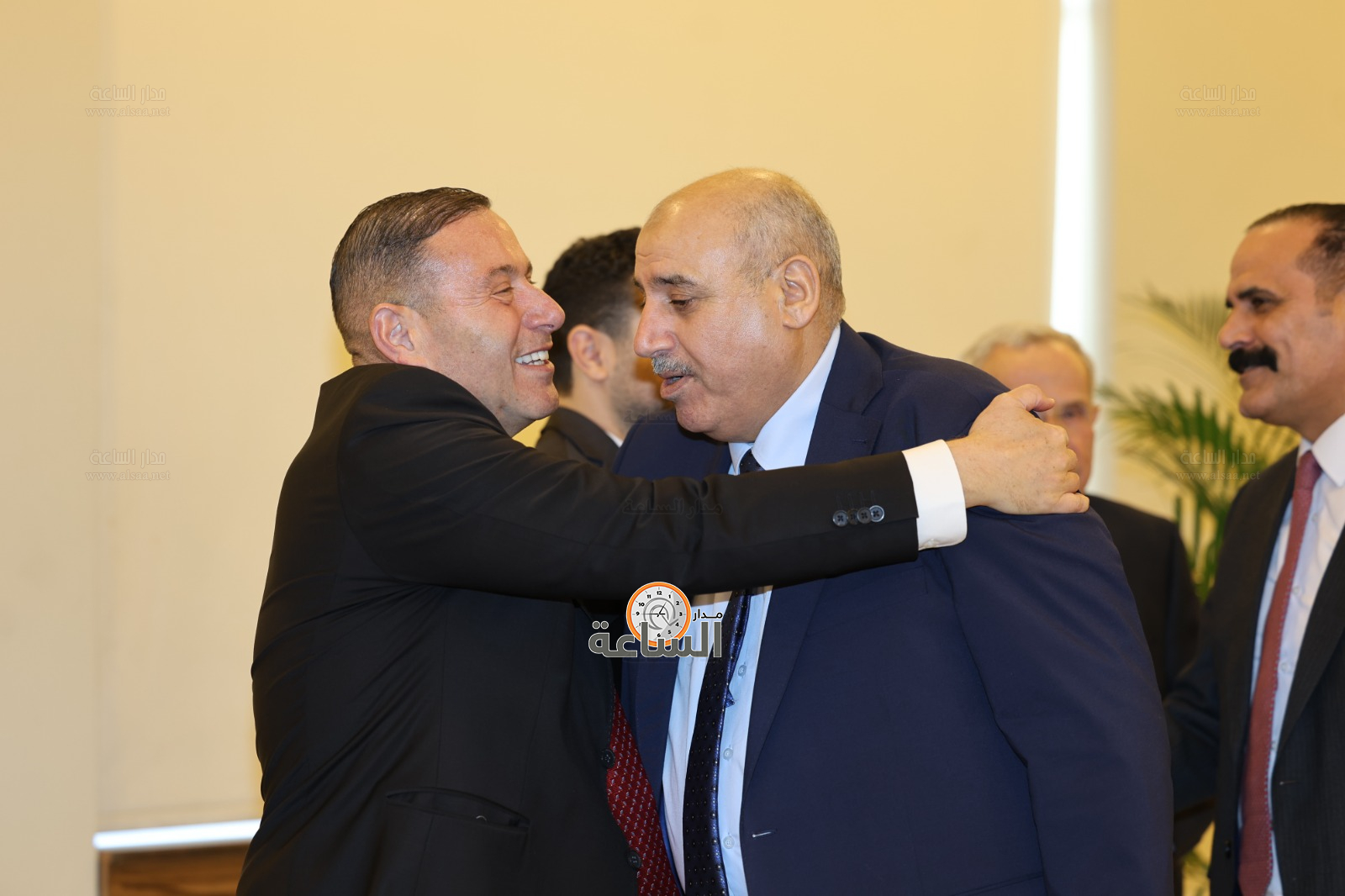 Madar Al-Saa Images 0.8875837657652177