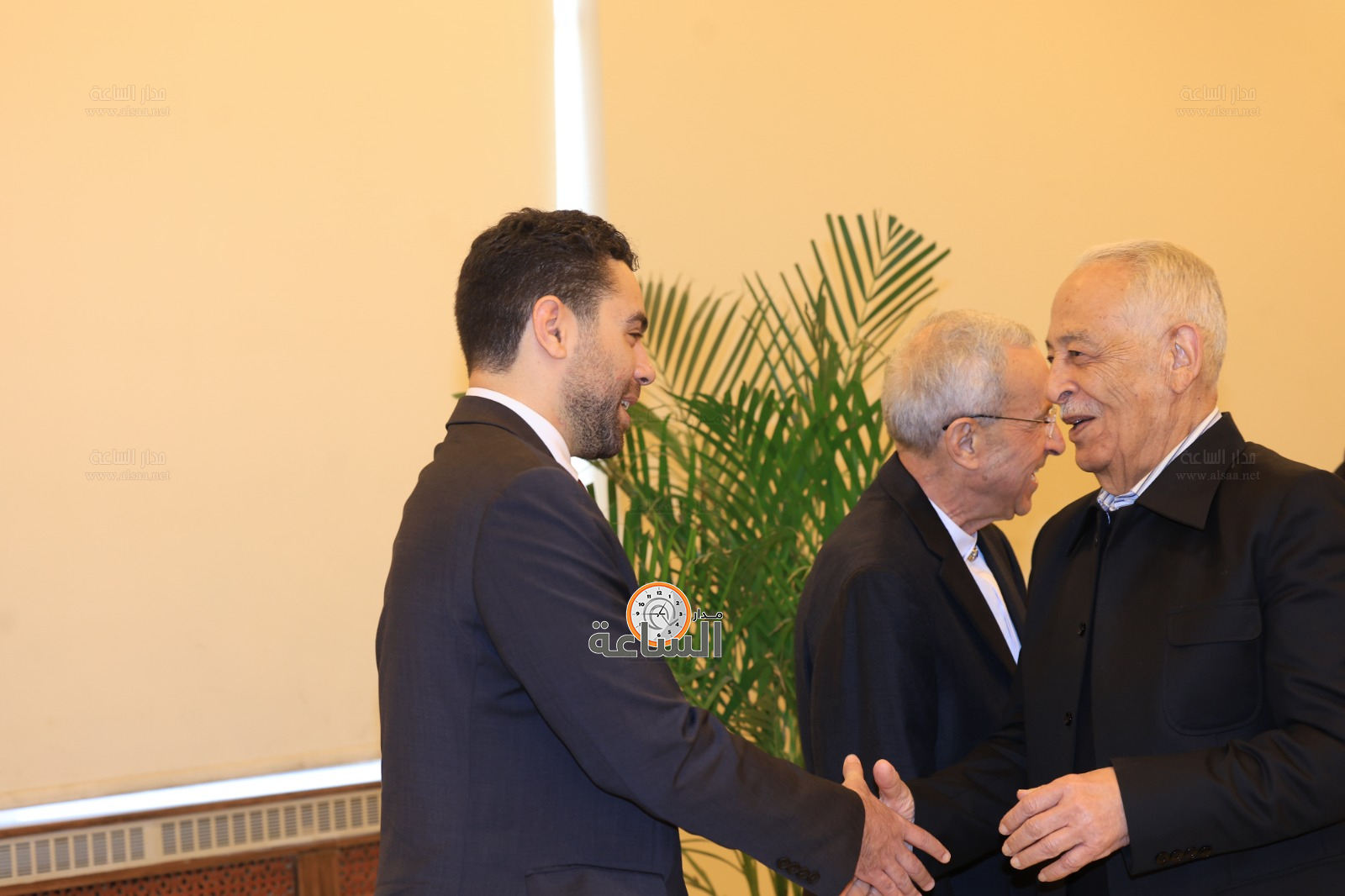 Madar Al-Saa Images 0.3537582659720253