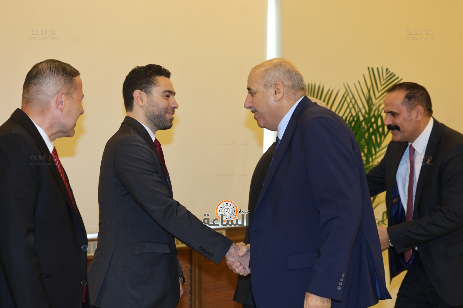 Madar Al-Saa Images 0.2148228850481797