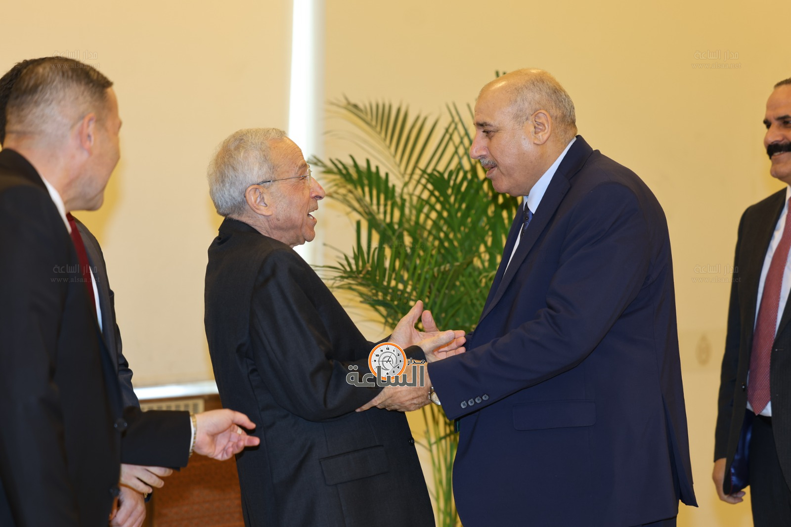 Madar Al-Saa Images 0.8994200710455195