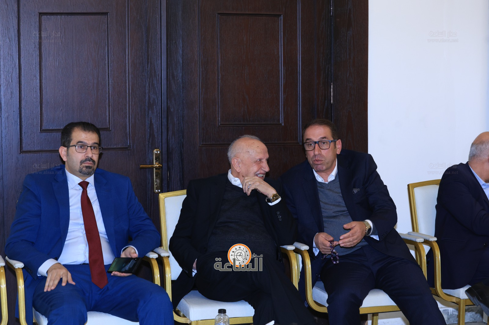 Madar Al-Saa Images 0.6560397375010222