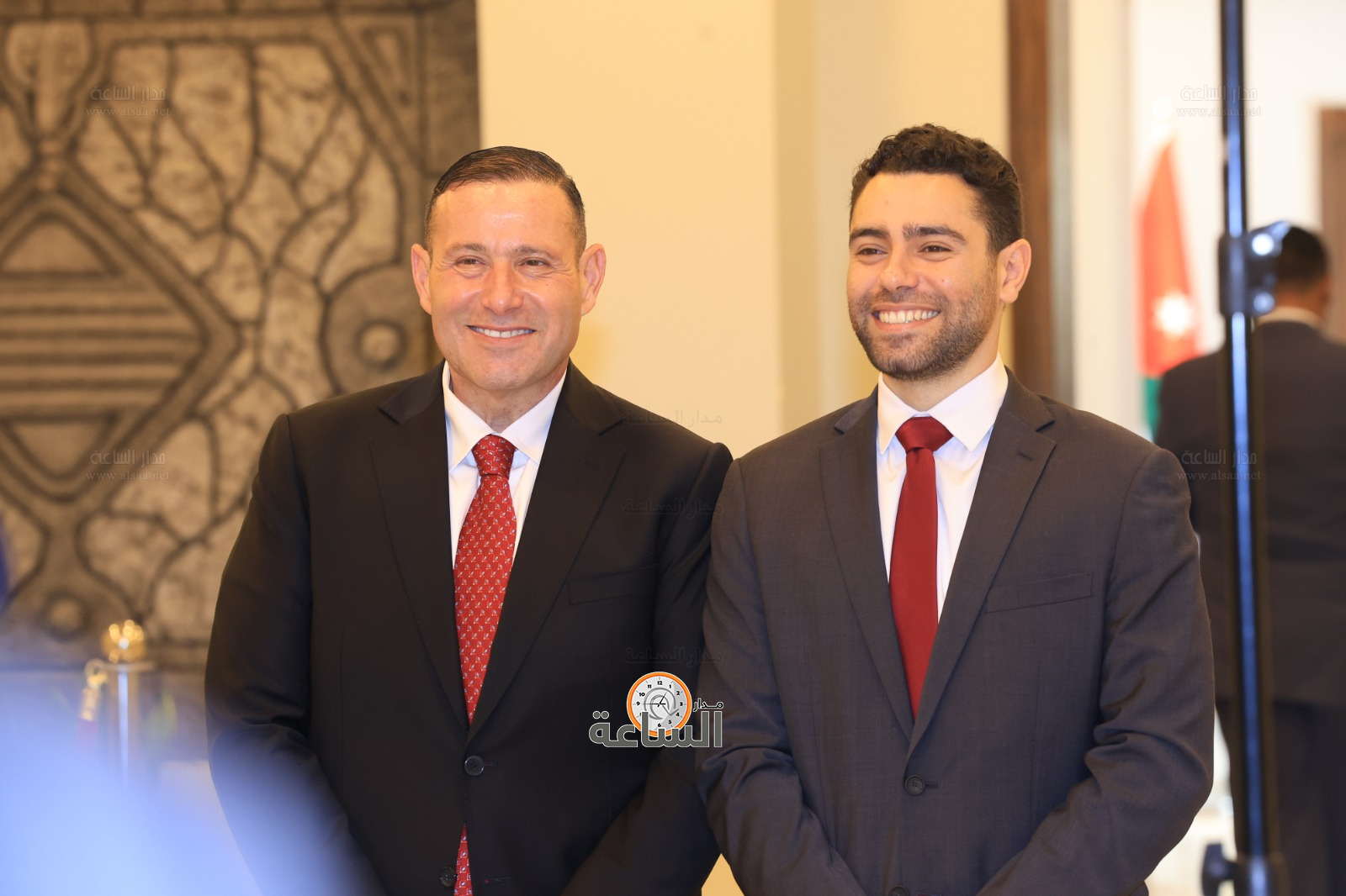 Madar Al-Saa Images 0.7789642524398301