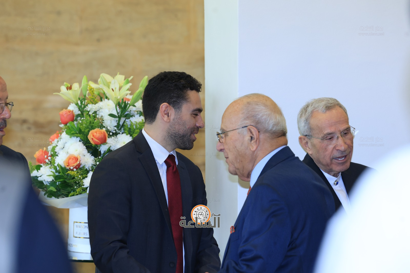 Madar Al-Saa Images 0.7377328664417478