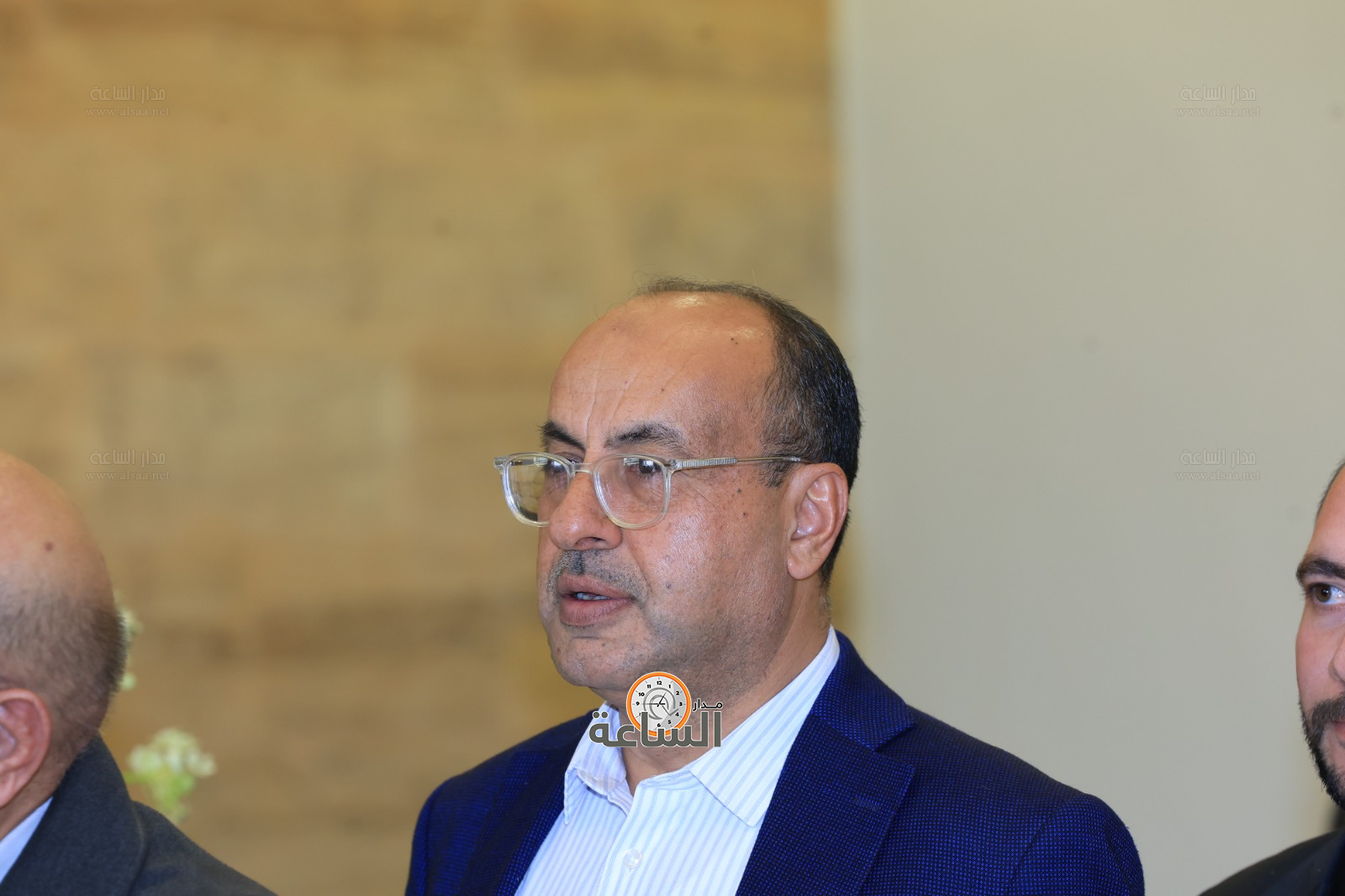 Madar Al-Saa Images 0.829999486049777