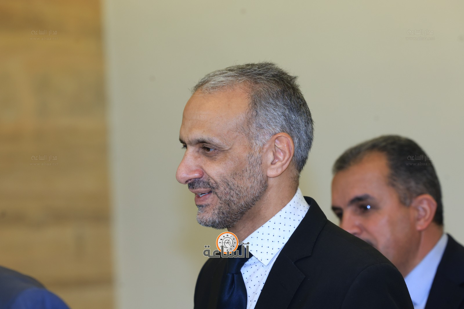 Madar Al-Saa Images 0.4061251419449099