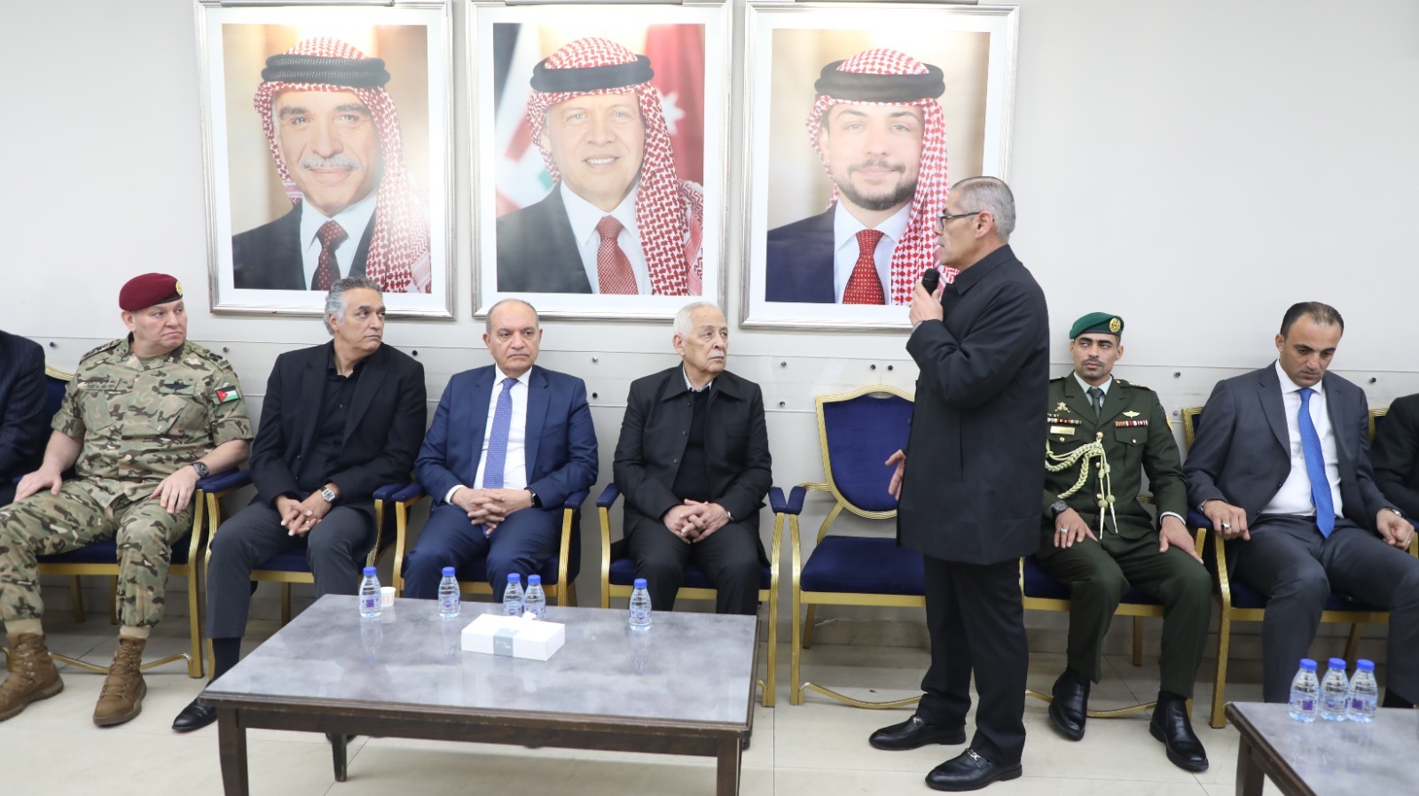 Madar Al-Saa Images 0.19249295850362158