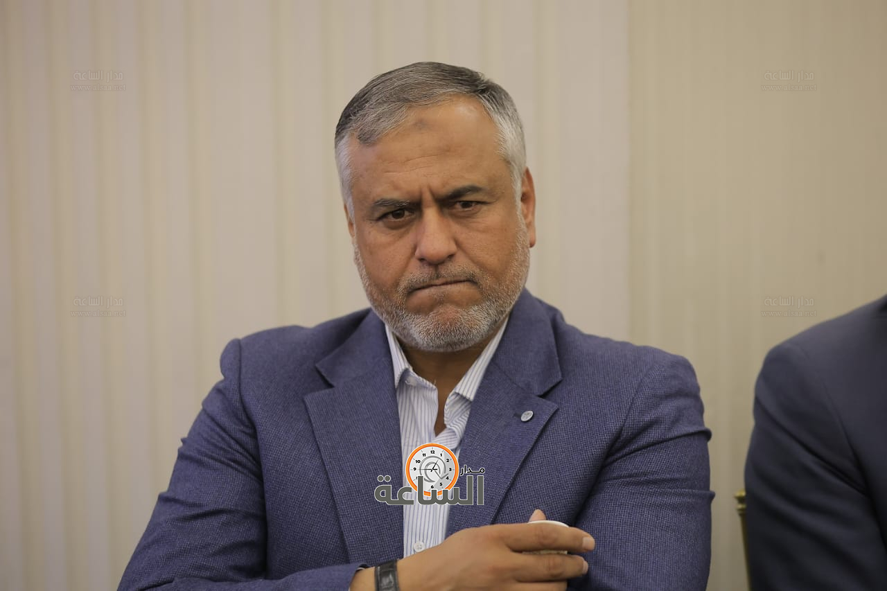 Madar Al-Saa Images 0.14949385718334185