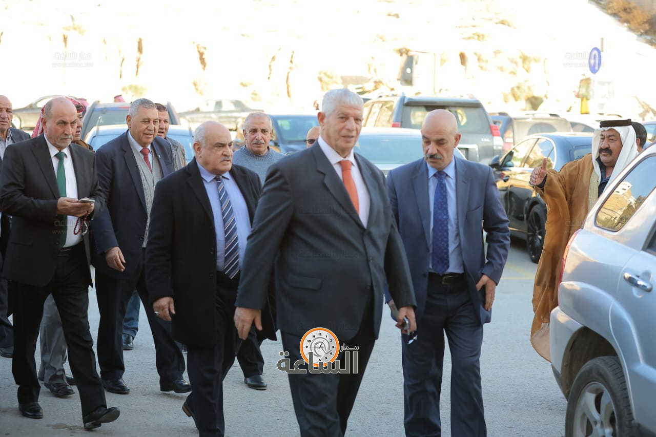 Madar Al-Saa Images 0.337142190253669