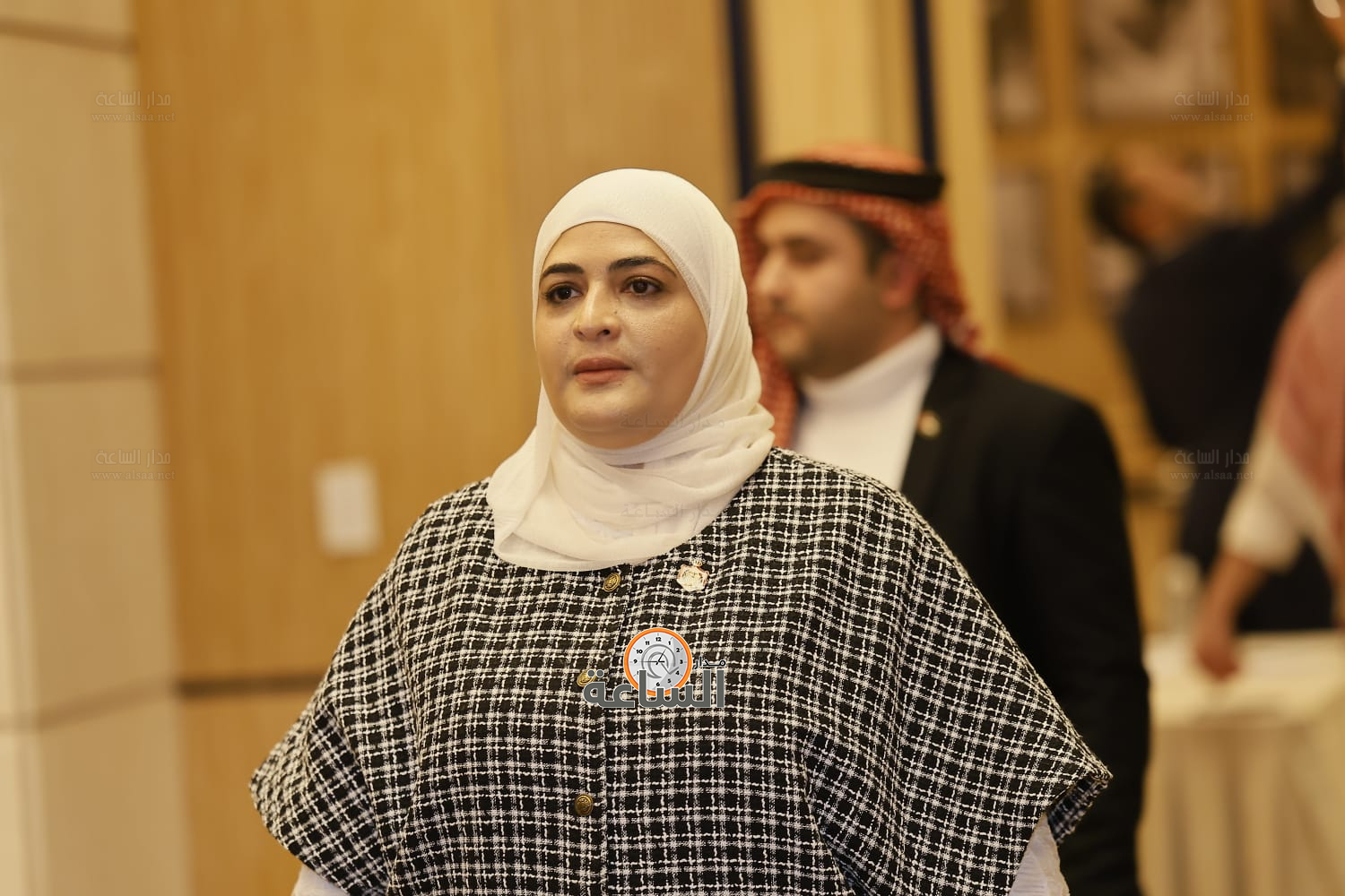 Madar Al-Saa Images 0.2410541176080816