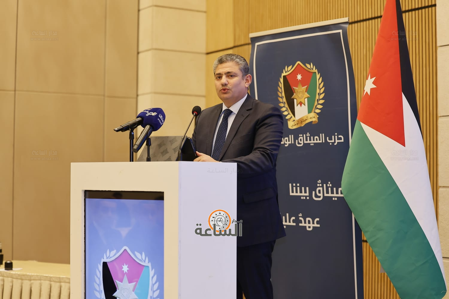 Madar Al-Saa Images 0.03301480659299749