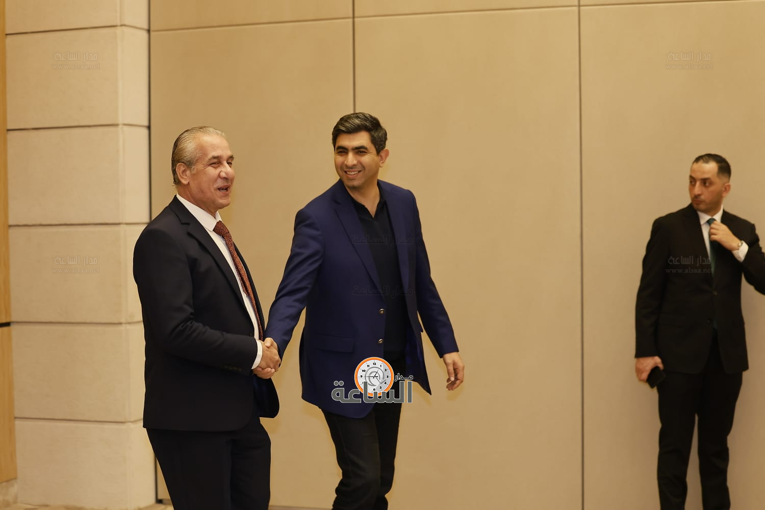 Madar Al-Saa Images 0.09801199994572118