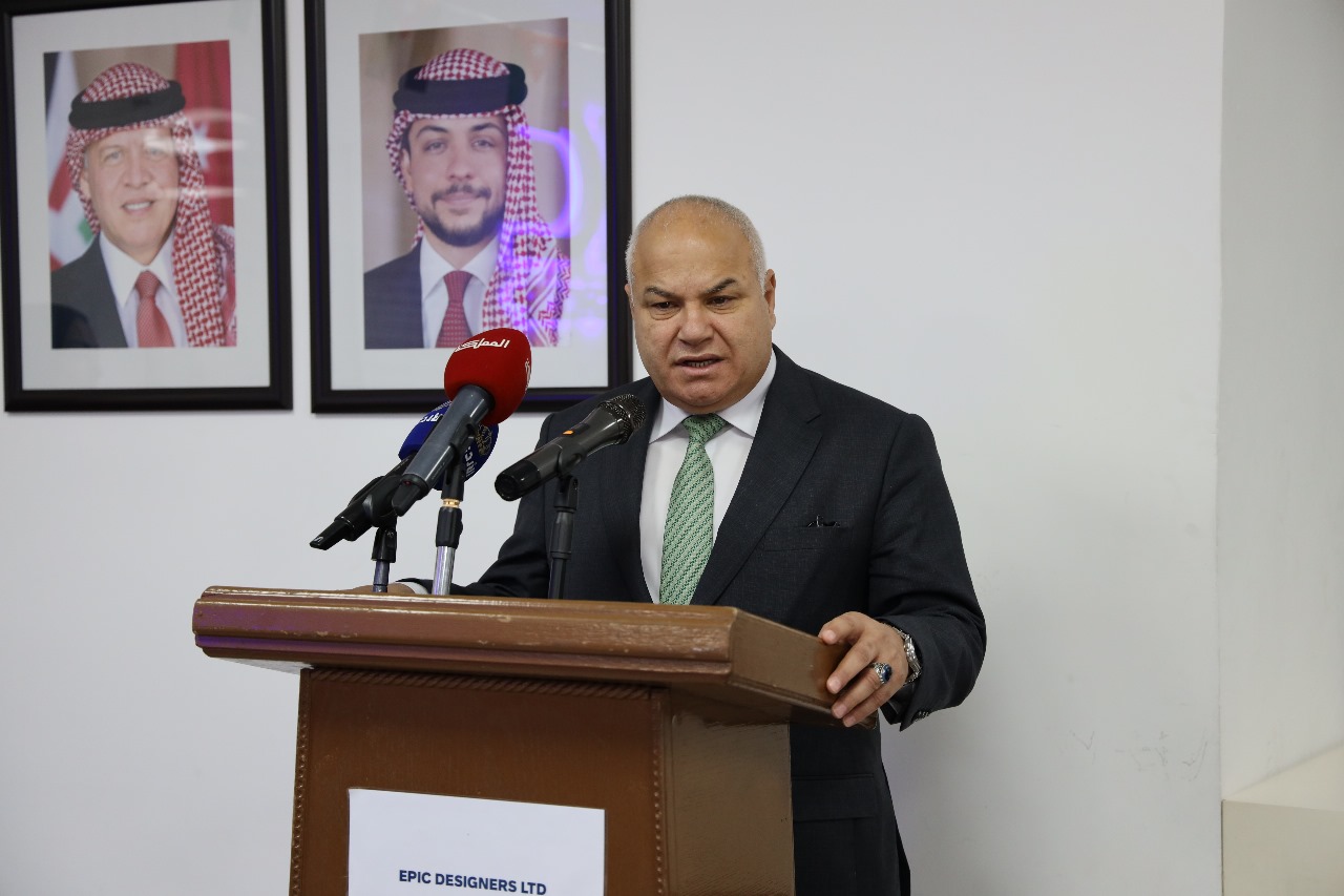 Madar Al-Saa Images 0.5619618353959537