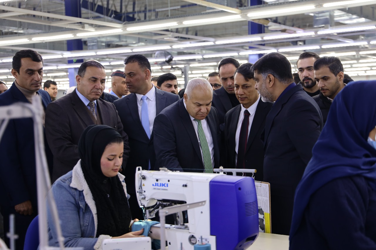 Madar Al-Saa Images 0.772938356190382