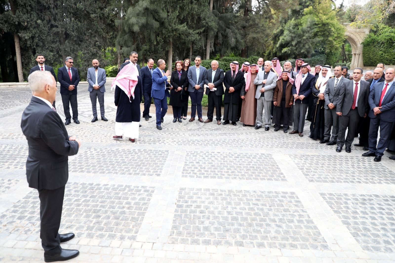 Madar Al-Saa Images 0.34299324491268557