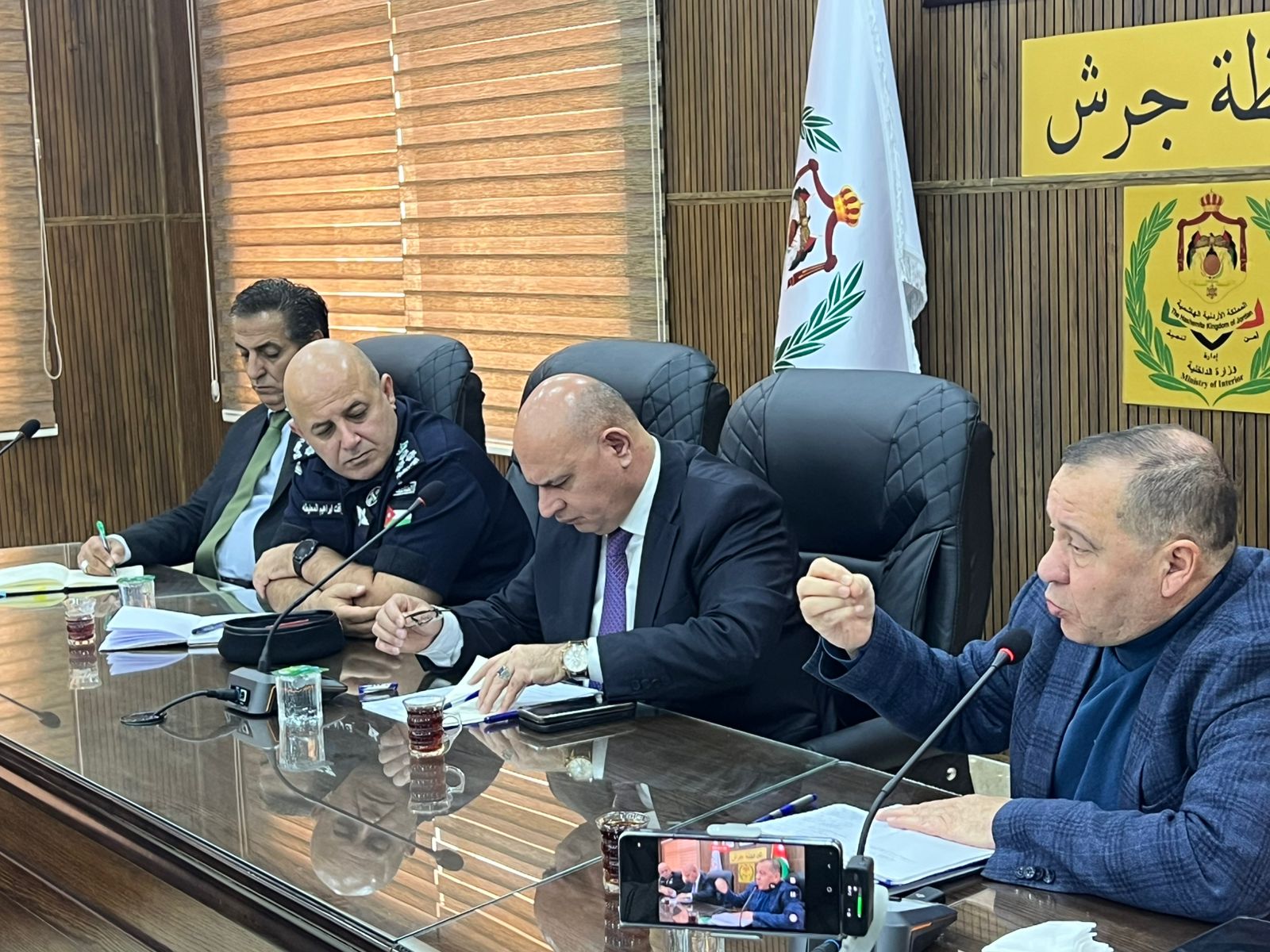 Madar Al-Saa Images 0.52348603561348