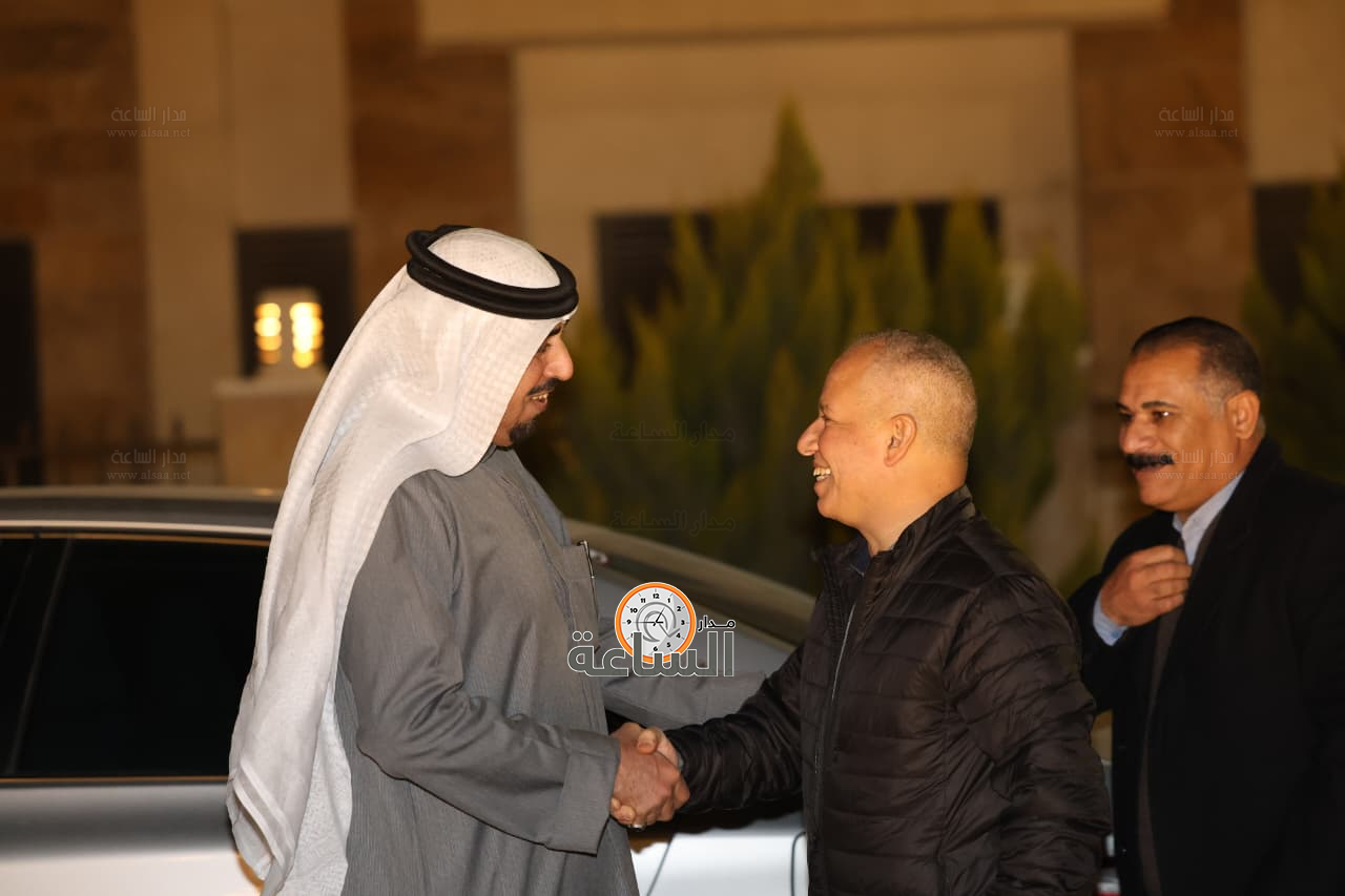 Madar Al-Saa Images 0.8751617936996186