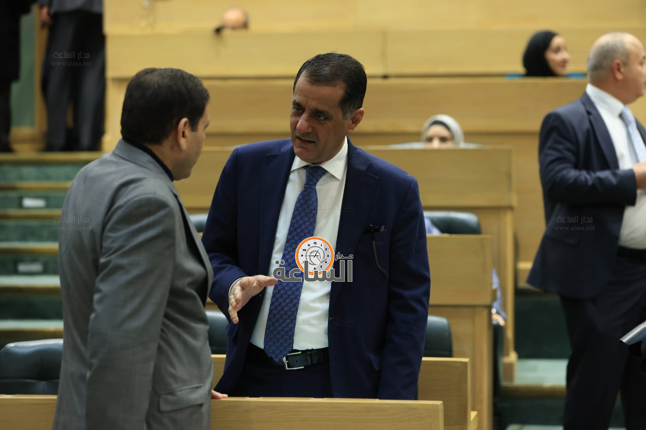 Madar Al-Saa Images 0.009067872350264072