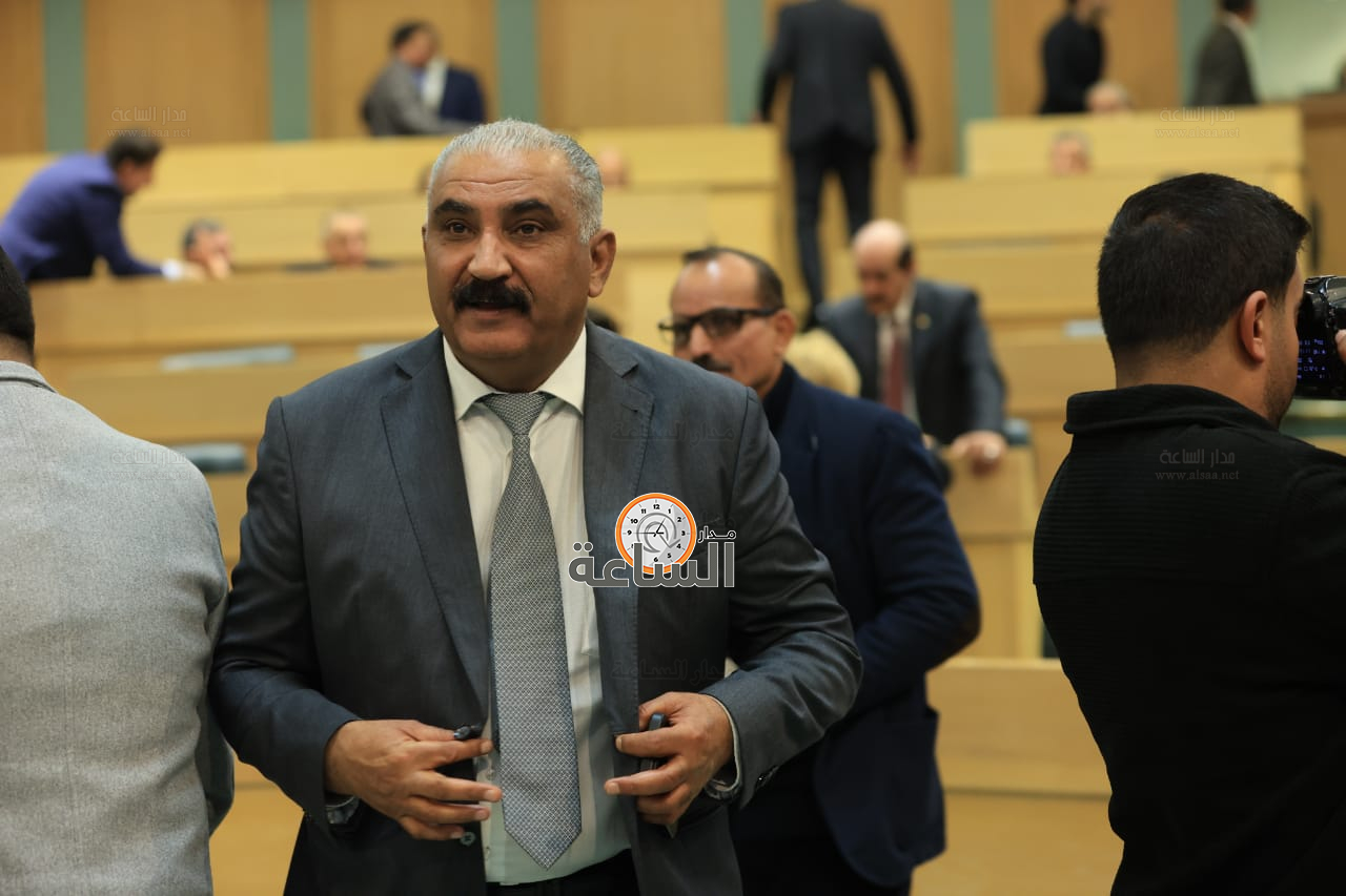 Madar Al-Saa Images 0.5992220510009793