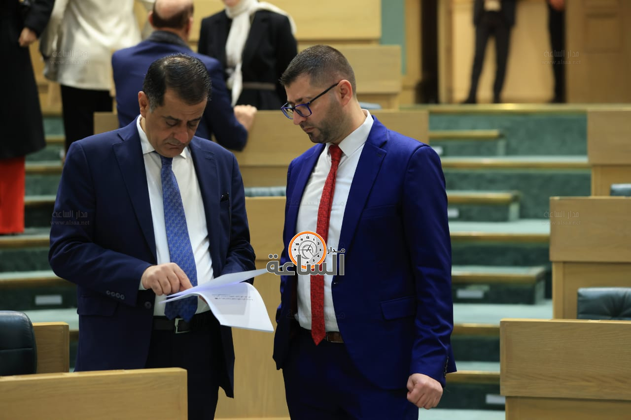 Madar Al-Saa Images 0.14125496917183522