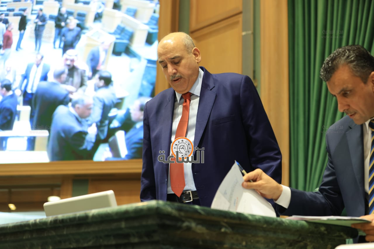 Madar Al-Saa Images 0.8988602789365691