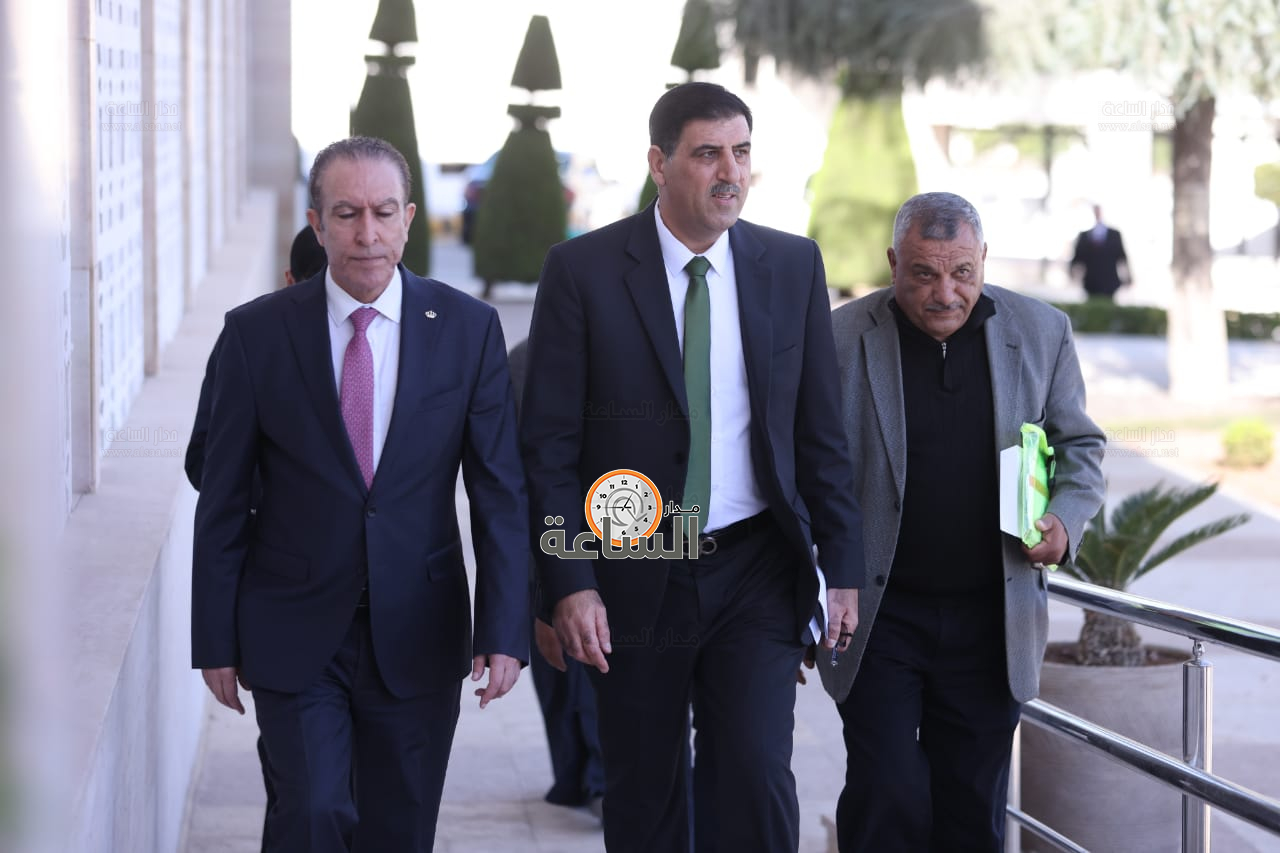 Madar Al-Saa Images 0.10361768239939873