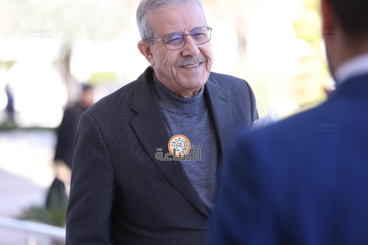 Madar Al-Saa Images 0.54672252831183